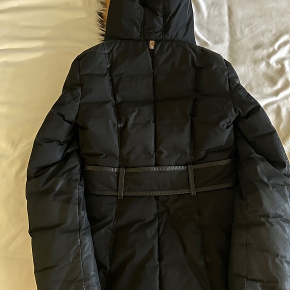 Mackage winter jacket Sise Small for Woman - Picture 4 of 8